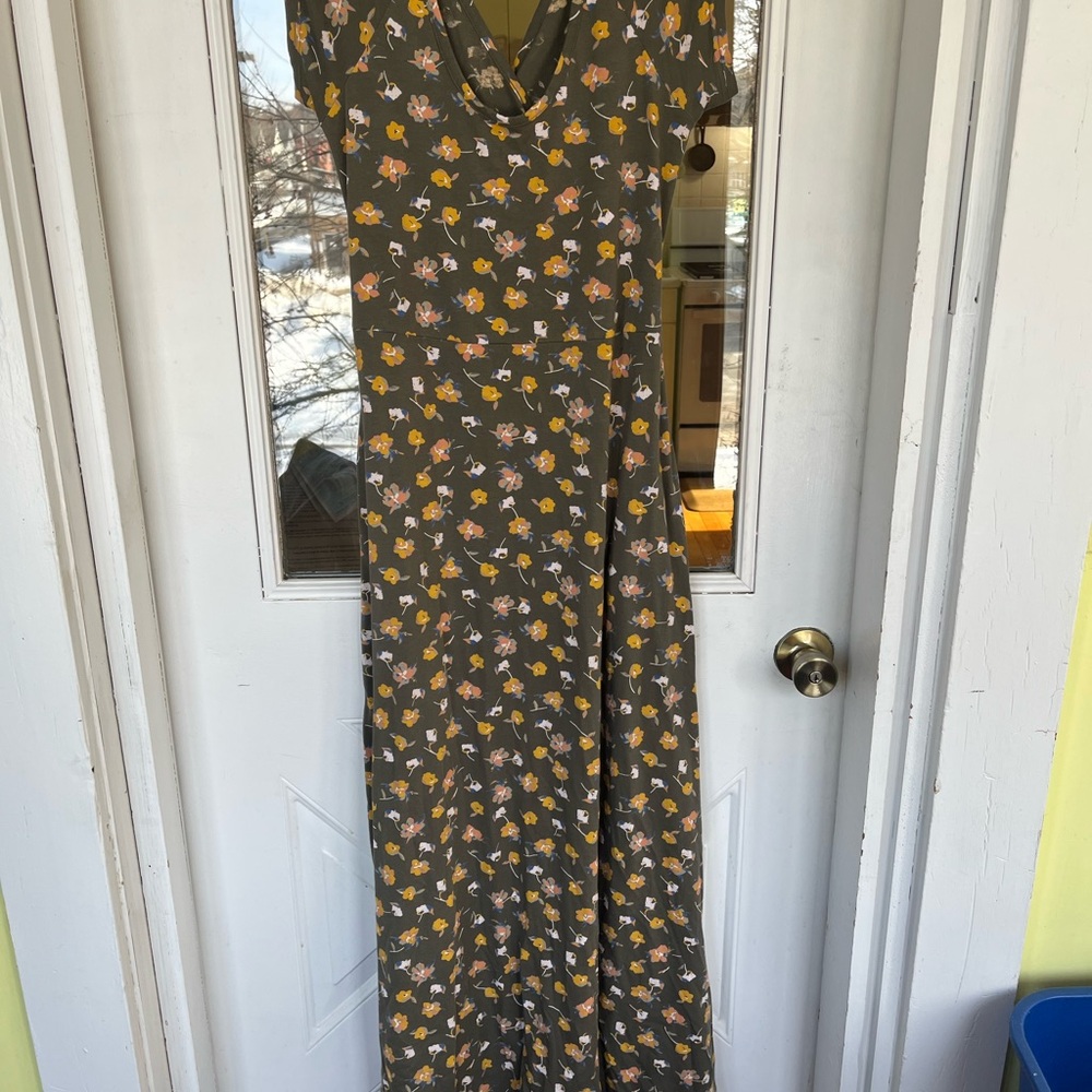 Pact Floral Maxi Dress cross back - M- Olive and Pink